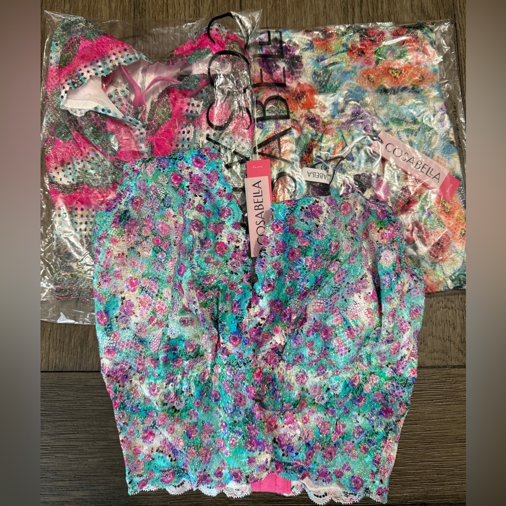 NWT Lot of 3 - Cosabella Curvy Floral Bralettes - Size Small